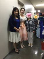 今年4月から新国立劇場オペラ研修所研修生として学ばれている一條翠葉さんが出演するオペラ試演会＠新国立劇場小劇場に行ってまいりました。G.ガッツァニーガ作曲の「ドン・ジョヴァンニ～石の招待客～」というめずらしい演目です。4月からスタートし、音源もあまりない中、短期間で音楽を作り上げていくのは大変だったと思いますが、皆さんチームワークも良く、いい舞台を作り上げていらっしゃいました。 一條さんが演じられたマトゥリーナ役は、メゾソプラノが歌うには全体的にやや音域が高いのですが、そんなことを感じさせない、綺麗に伸びる声が印象的でした。とってもかわいいマトゥリーナでした！！