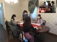 今日は、門下演奏会の係をお願いした３名の学生さんに集まって頂き、年明けに開催予定の門下演奏会の詳細を決める会議でした。会議の途中には黙食でのティータイム。今回も尾山台のオーボンヴュータンのケーキです。いつものことながら、ケーキを選ぶ時の皆さんの目は真剣でした。コロナ禍が続く中ですが、感染対策に注意を払いながら、徐々に出来ることを拡げていきたいと思っています。